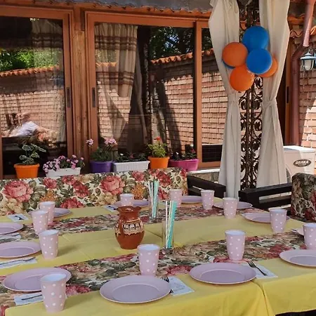 Къща за гости Къща за гости Рожен Рест Лясково