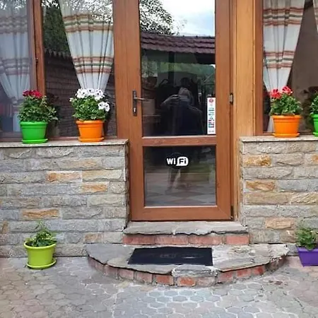 Къща за гости Рожен Рест *